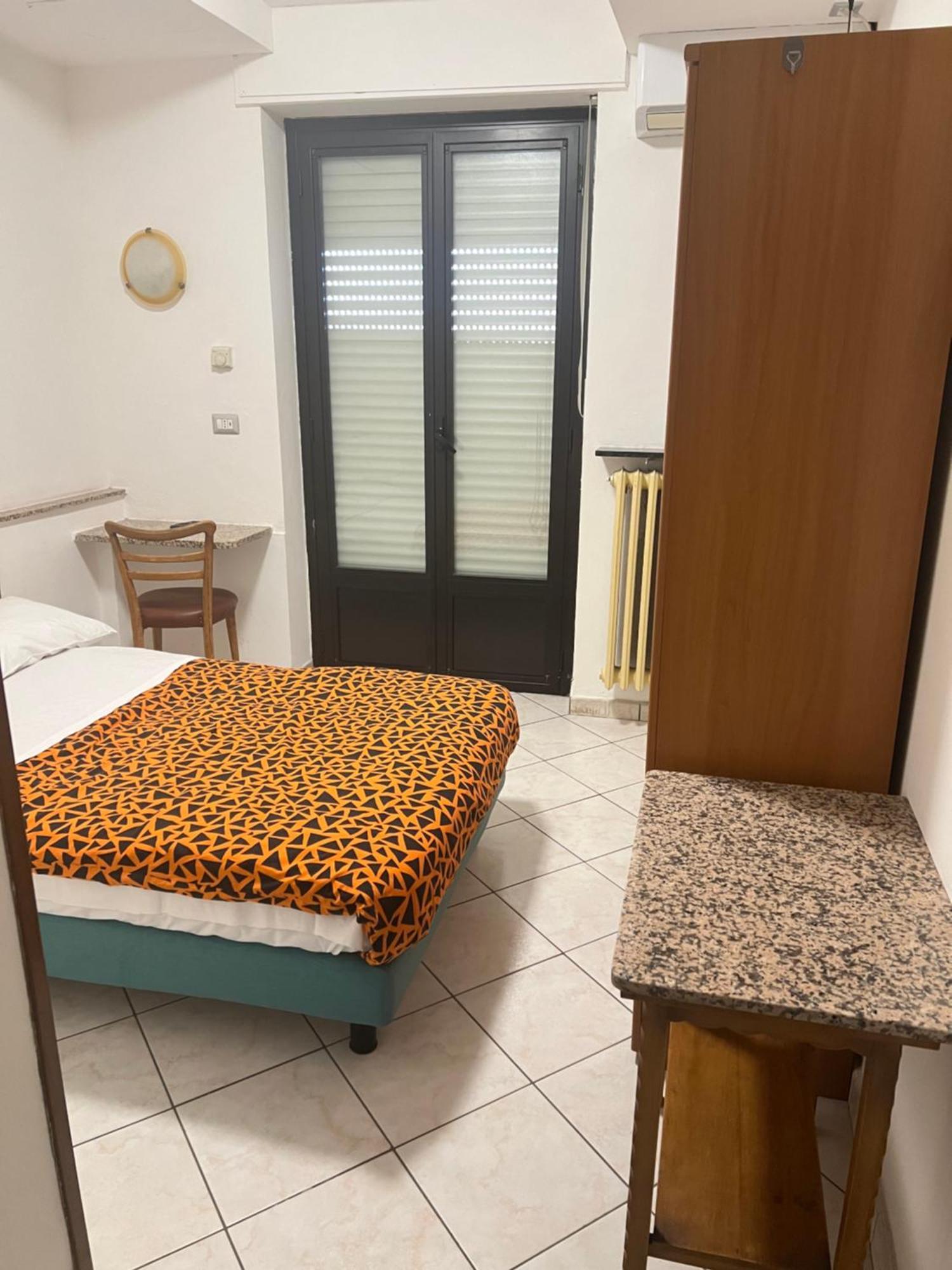 Hotel Persico Saluzzo Exteriör bild